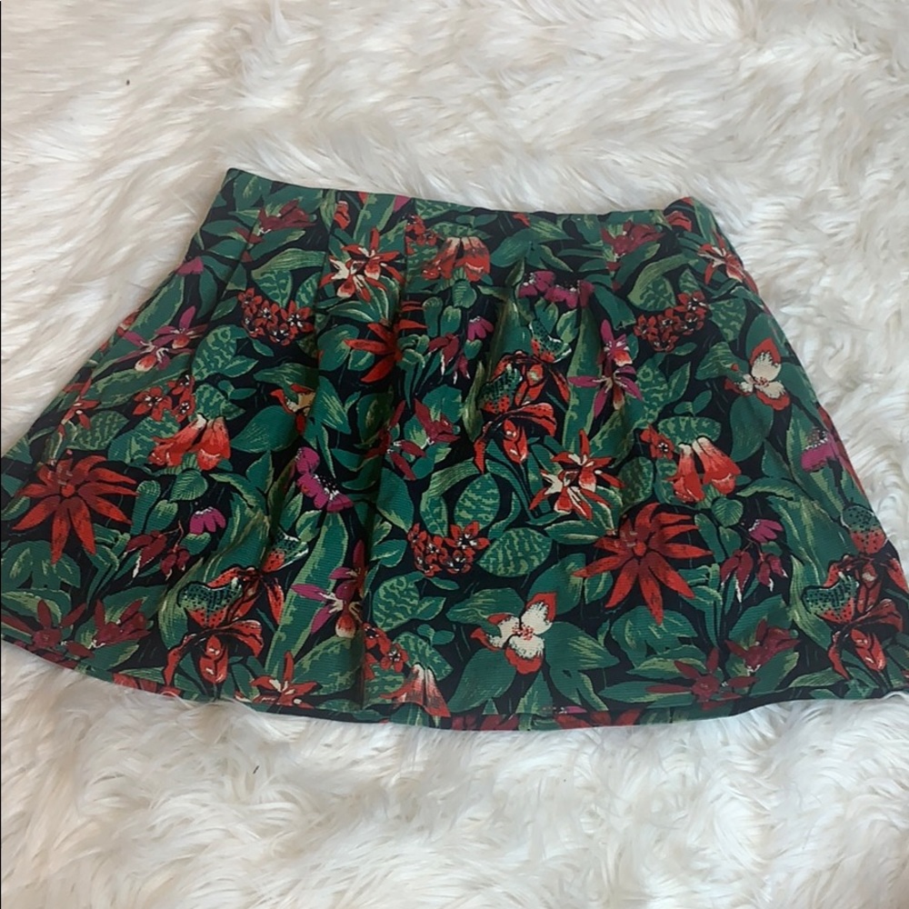 Beautiful Mini skirt 😍